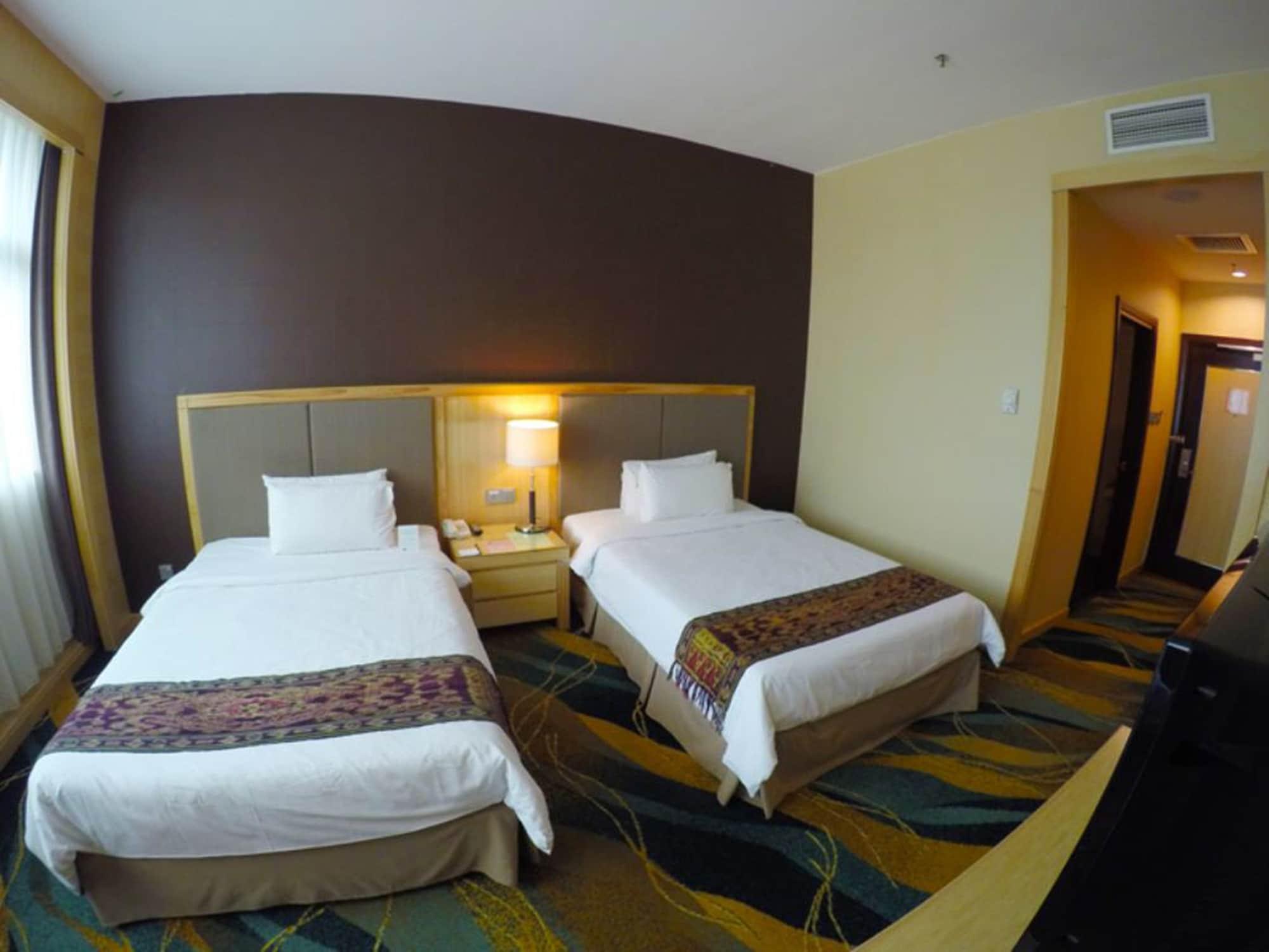Imperial Palace Hotel Miri Εξωτερικό φωτογραφία