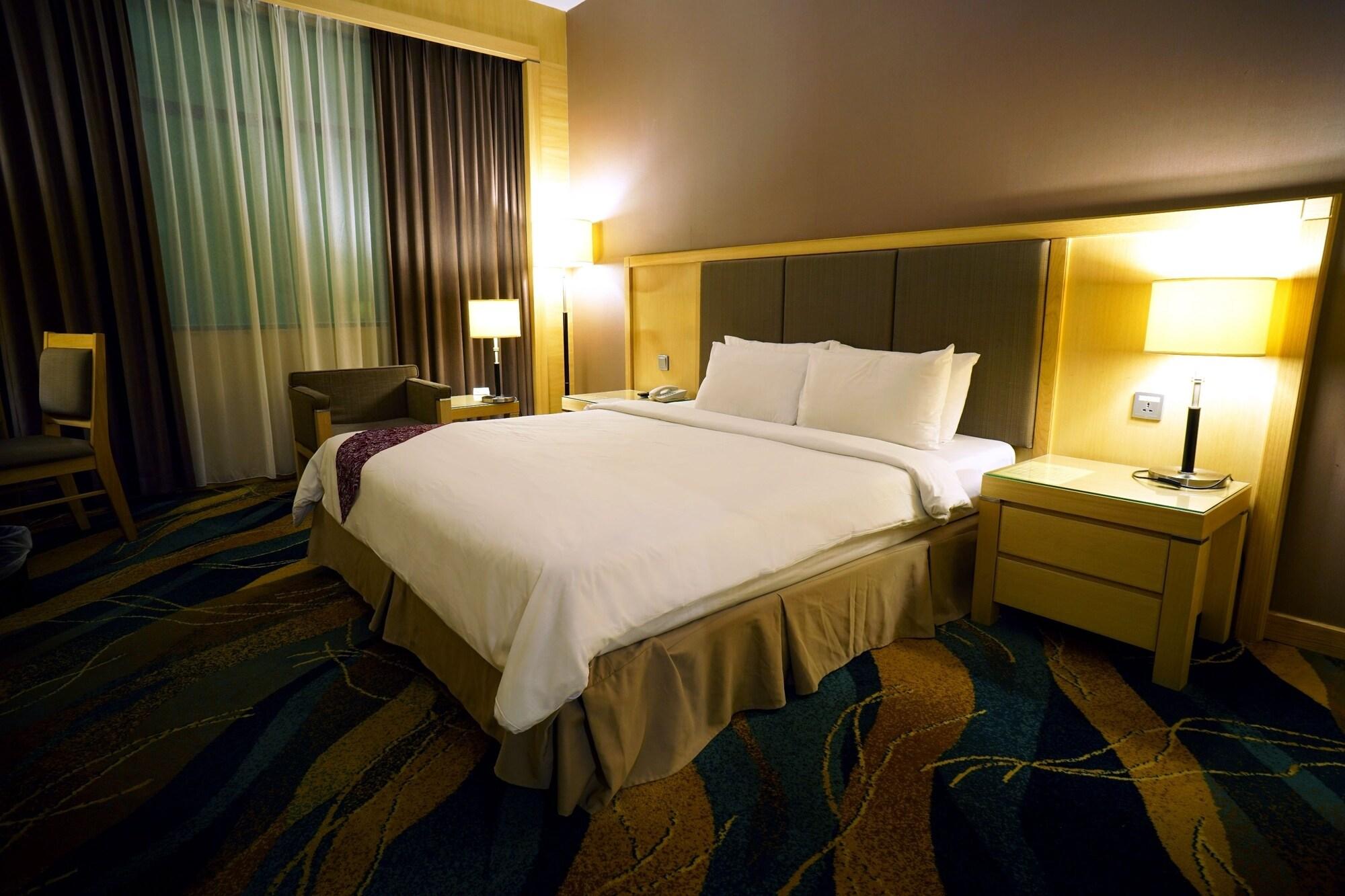 Imperial Palace Hotel Miri Εξωτερικό φωτογραφία