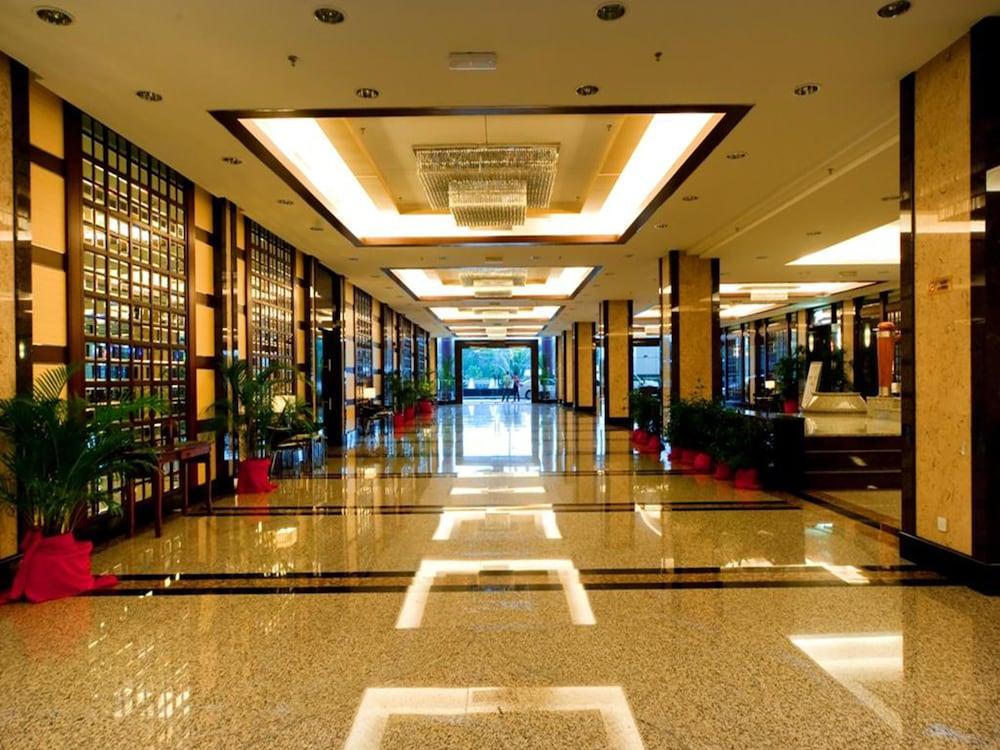 Imperial Palace Hotel Miri Εξωτερικό φωτογραφία