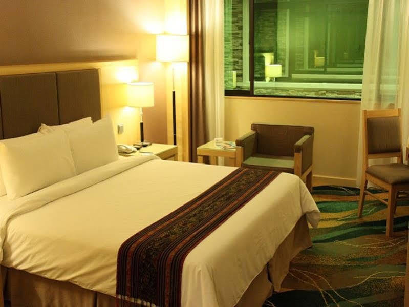 Imperial Palace Hotel Miri Εξωτερικό φωτογραφία